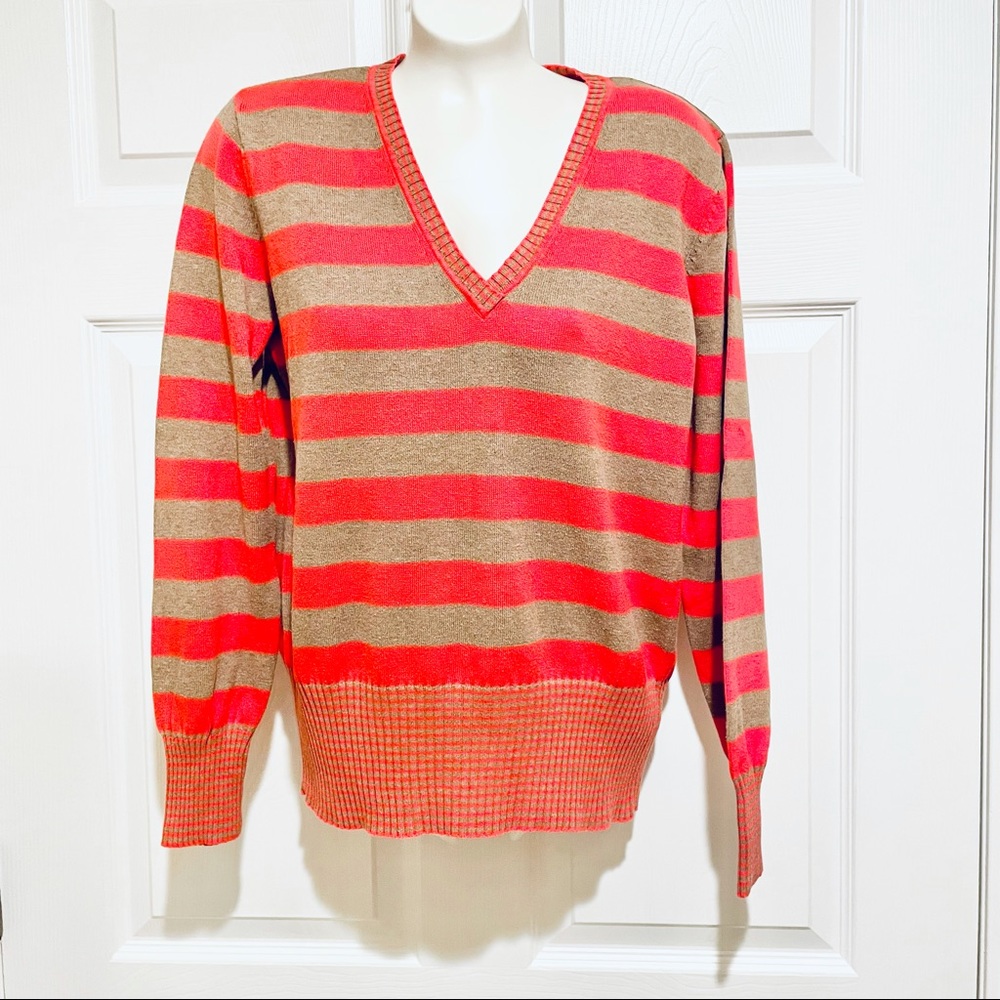 V-neck sweater